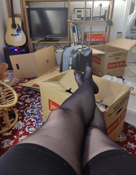 Ditteslegsandfeet photo 12