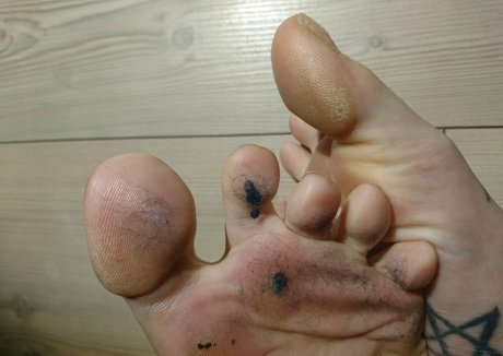 Ditteslegsandfeet photo 17