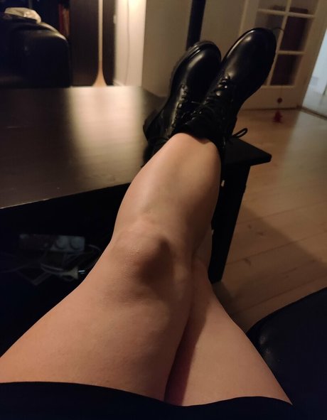 Ditteslegsandfeet photo 33