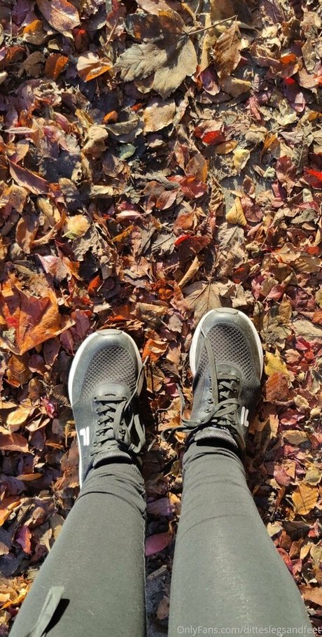 Ditteslegsandfeet photo 34