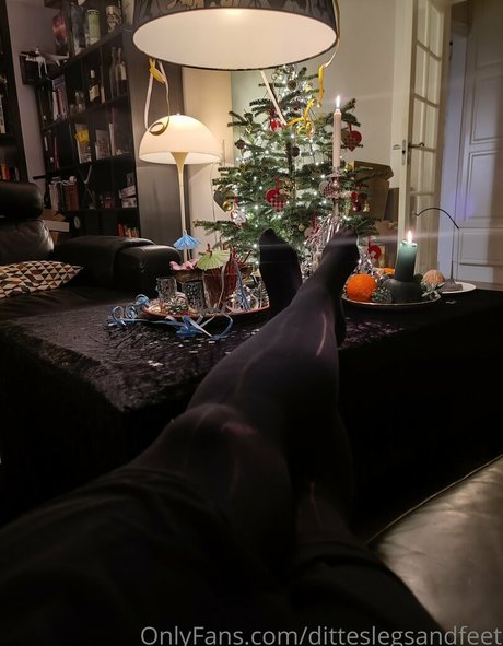 Ditteslegsandfeet photo 63