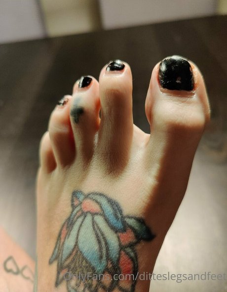 Ditteslegsandfeet photo 86