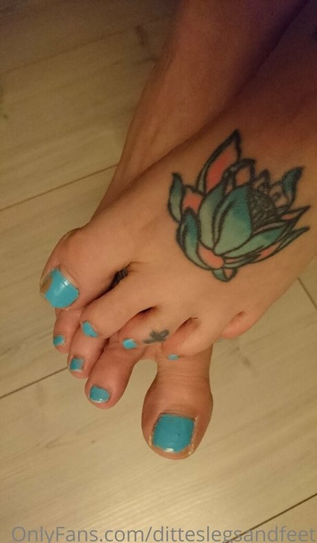 Ditteslegsandfeet photo 106