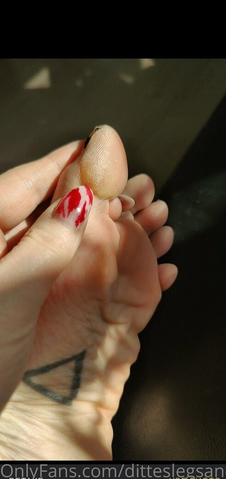 Ditteslegsandfeet photo 129