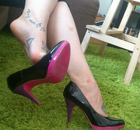Ditteslegsandfeet photo 136