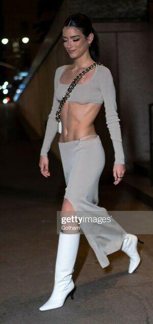 Dixie D'Amelio photo 49
