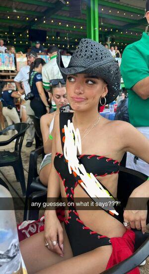 Dixie D'Amelio photo 322
