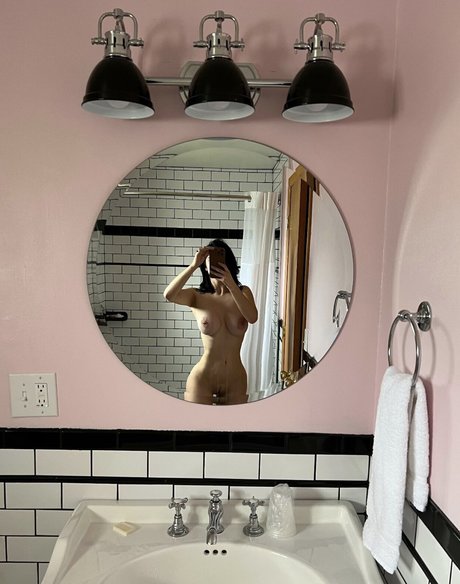 Dixie Martinez photo 12