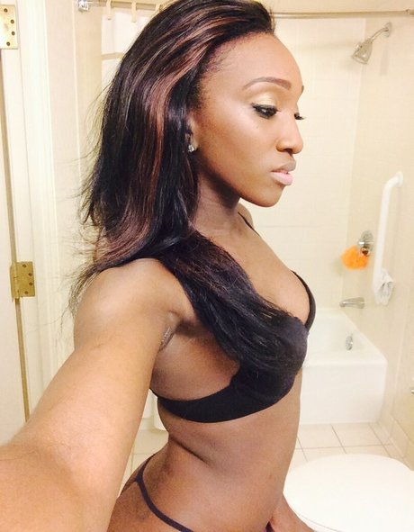 Dnay Baptiste photo 40