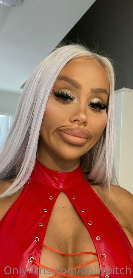 Dollybitch photo 51