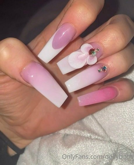 Dollybitch photo 147