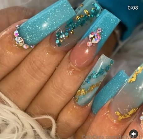 Dollybitch photo 168