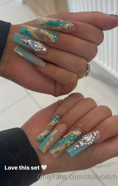 Dollybitch photo 178