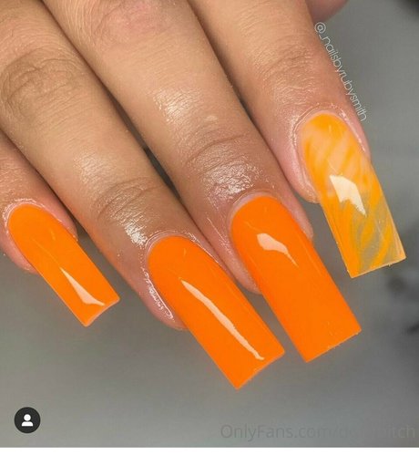 Dollybitch photo 194