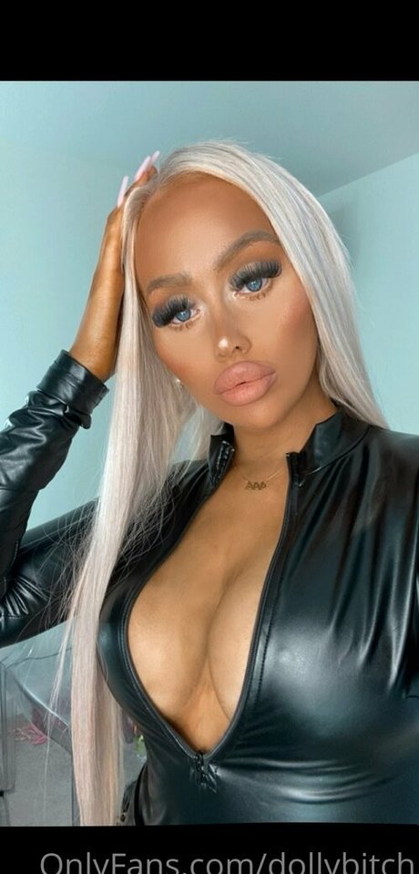 Dollybitch photo 199