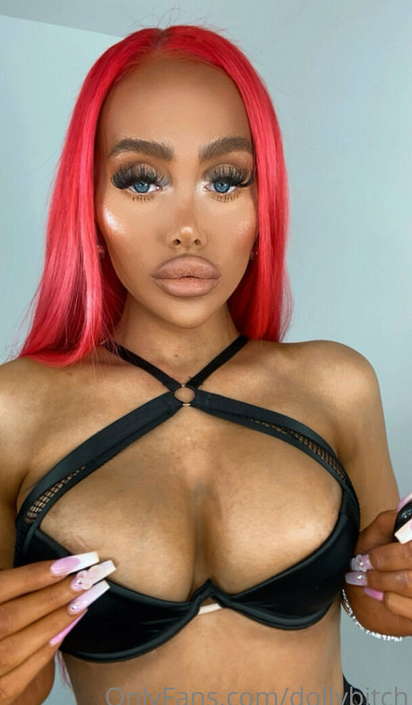 Dollybitch photo 225