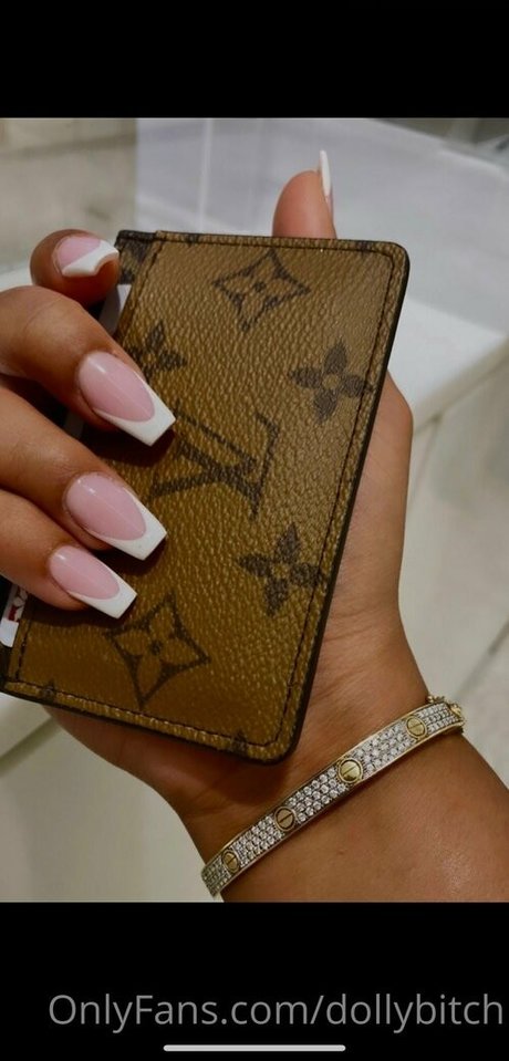 Dollybitch photo 233