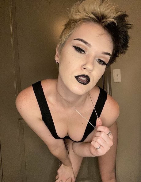 Domm_xx photo 9