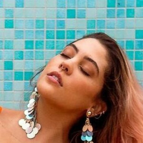 Dora Figueiredo photo 9