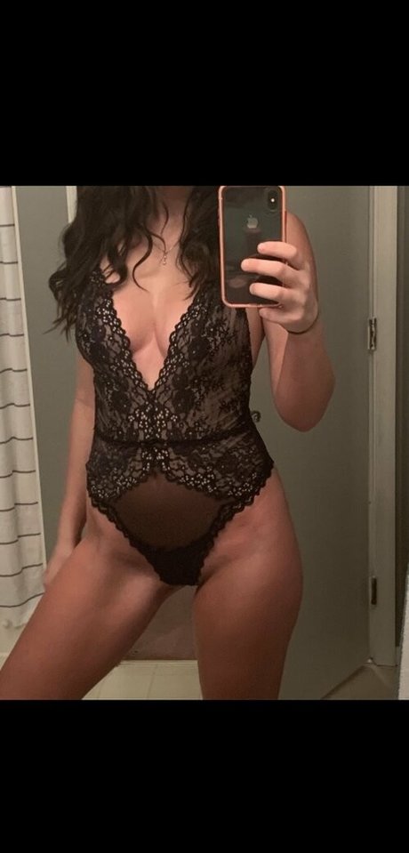 Doreencurves photo 215