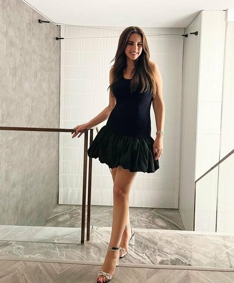 Dorra Zarrouk photo 147