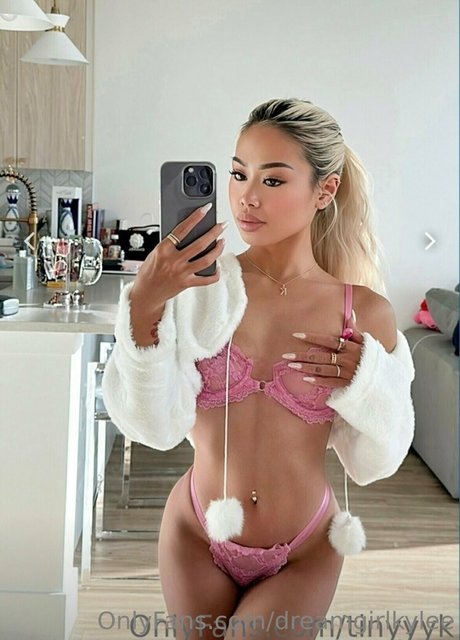 Dreamgirlkylee photo 186