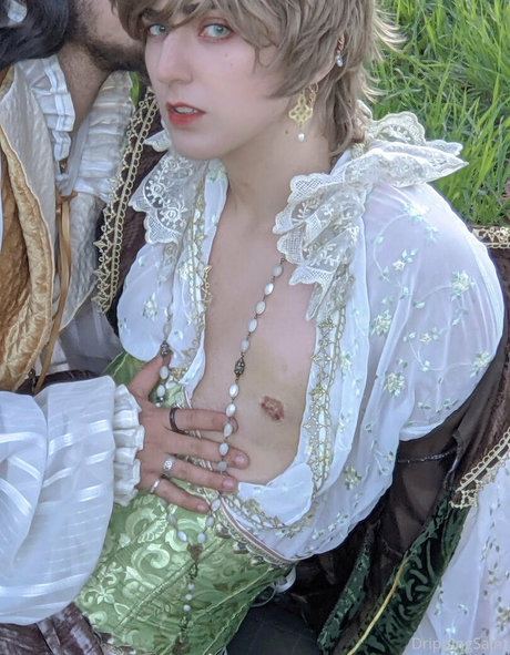 Drippingsaint photo 41