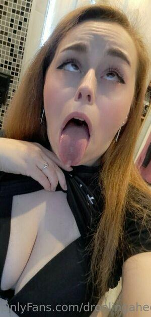 DroolingAhegaoQueen photo 2