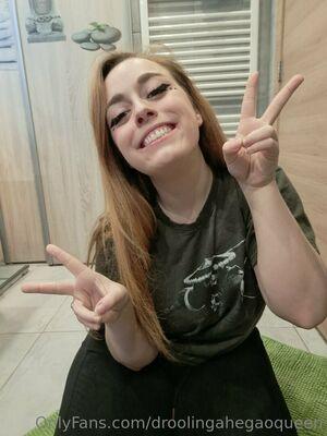 DroolingAhegaoQueen photo 30