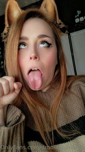 DroolingAhegaoQueen photo 111