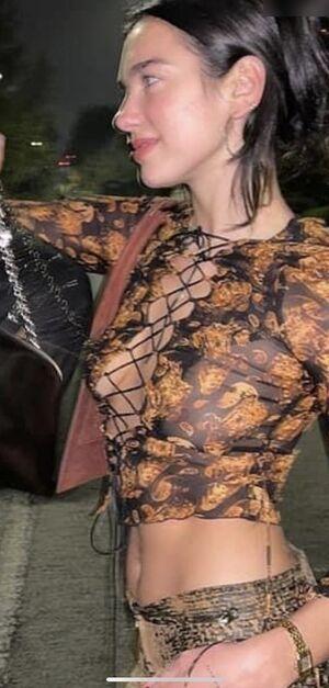 Dua Lipa photo 8