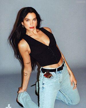 Dua Lipa photo 15