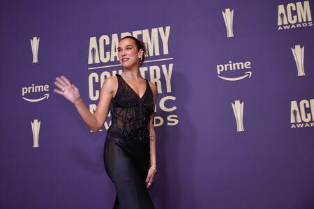 Dua Lipa photo 59