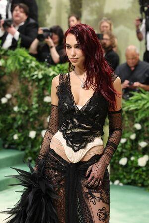 Dua Lipa photo 217