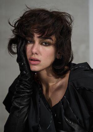 Dua Lipa photo 375