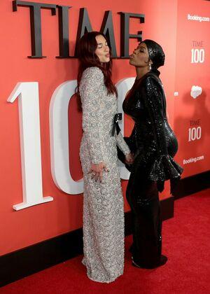 Dua Lipa photo 469