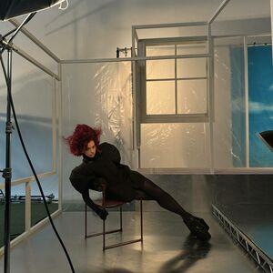 Dua Lipa photo 600