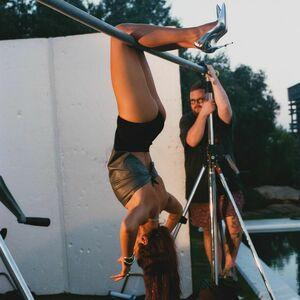 Dua Lipa photo 800