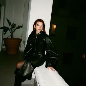 Dua Lipa photo 1039