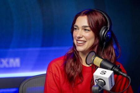 Dua Lipa photo 1052