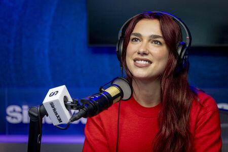 Dua Lipa photo 1056