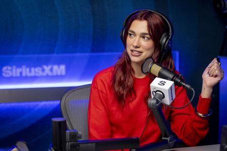 Dua Lipa photo 1059