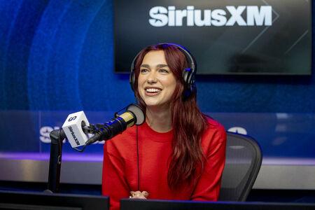 Dua Lipa photo 1068