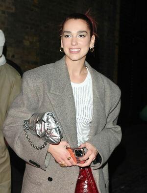 Dua Lipa photo 1132