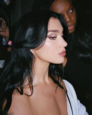 Dua Lipa photo 1157