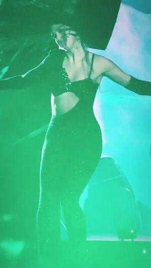 Dua Lipa photo 1250