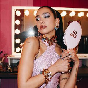 Dua Lipa photo 1694