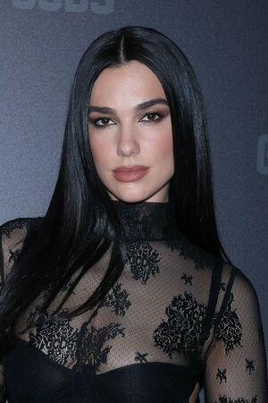 Dua Lipa photo 1926
