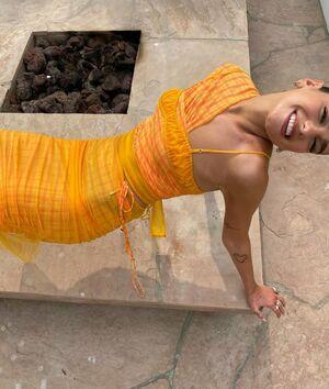 Dua Lipa photo 1966