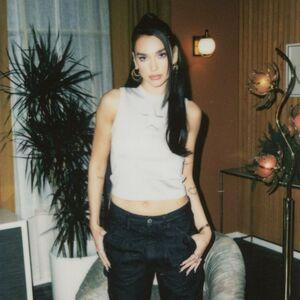Dua Lipa photo 1969